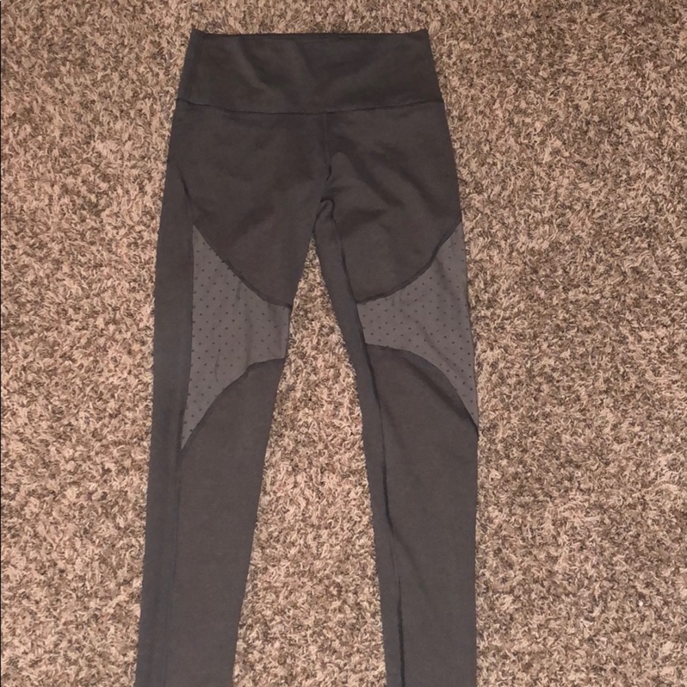 Gray Aerie leggings